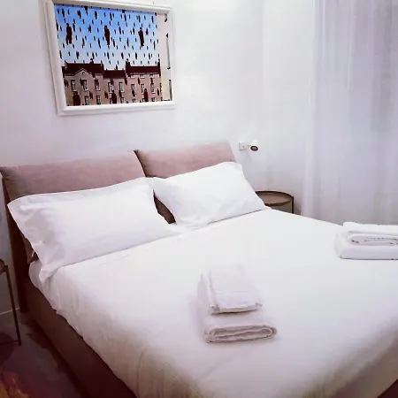 Dimora Nalu * バーリ